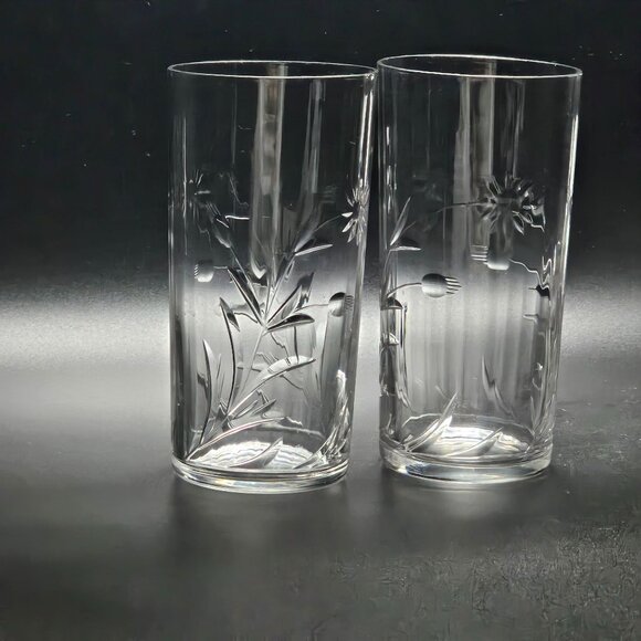 2 Depression Glass Floral Tumblers 4.75" vintage pointed flowers leaves - Picture 2 of 5